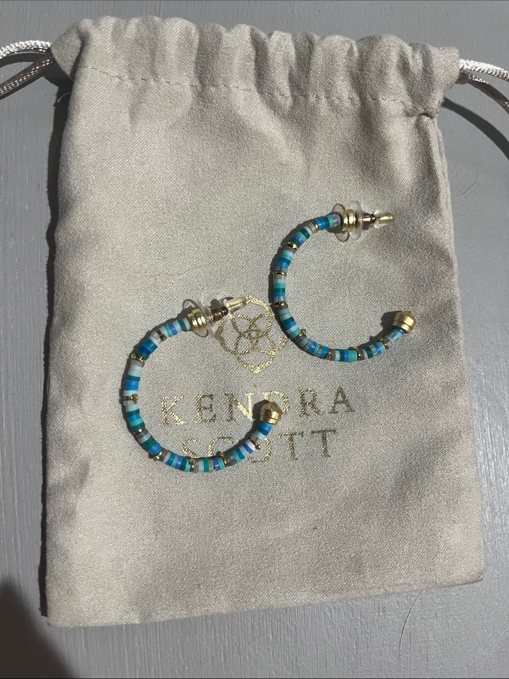 Kendra Scott Turquoise and Teal Beaded Hoop Earrings - Gold